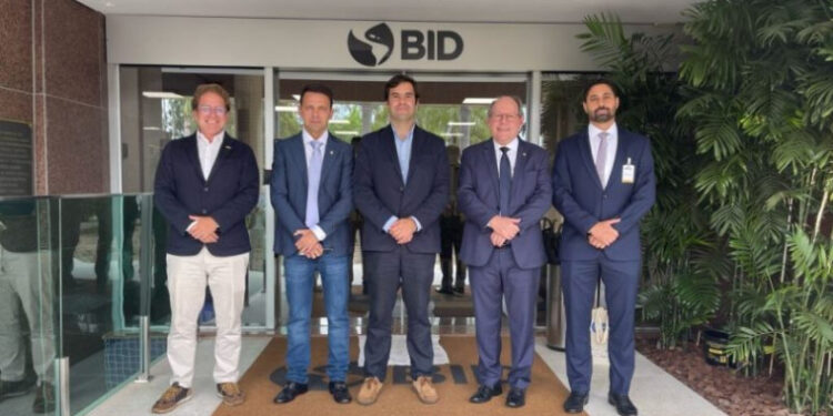 Ronaldo Dimas discute obras estruturantes no BID e busca investimento de US$ 100 milhões para Palmas