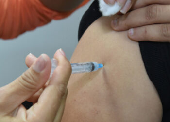 Governo do Tocantins monitora casos de covid-19 e reforça ações de prevenção