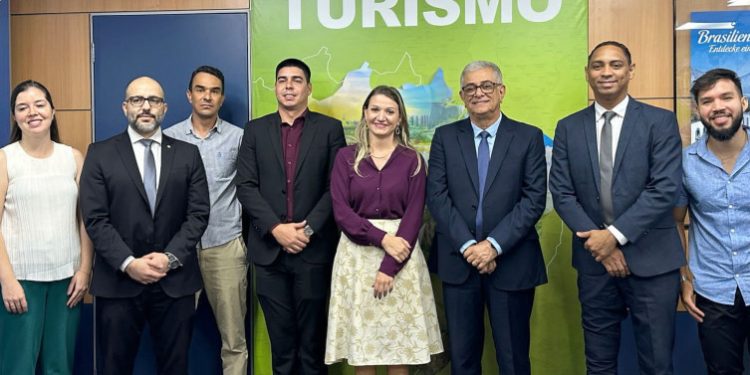 Governo do Tocantins articula investimentos e parcerias estratégicas para o fortalecimento do turismo no estado