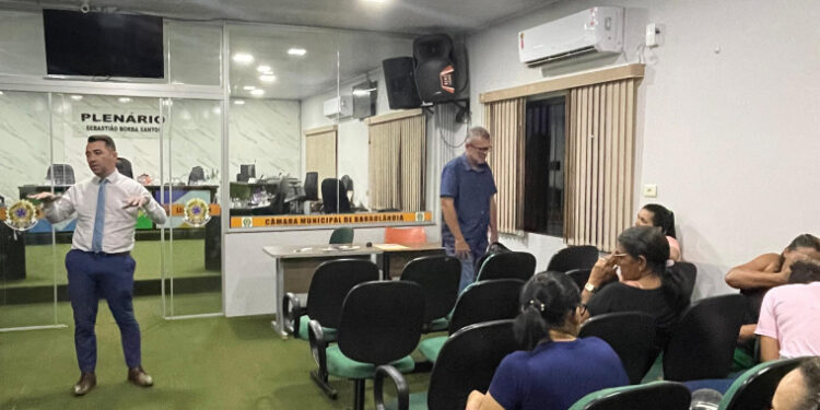 Professores de Barrolândia cobram direitos e ameaçam paralisação caso não haja diálogo com a Prefeitura