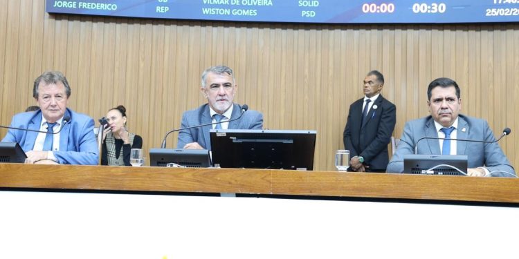 Propostas de alteração do PCCR da Saúde e nos cargos da SSP tramitam na Assembleia