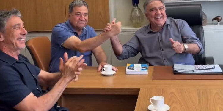 Raul Filho e César Halum declaram apoio a Laurez Moreira para o Governo do Estado e esquentam bastidores