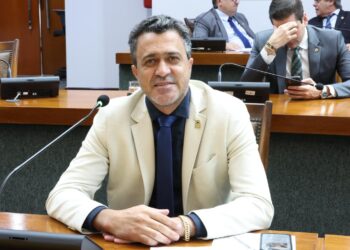 Deputado Luciano Oliveira solicita recuperação da TO-446 entre Miranorte e Abreulândia após danos causados pelas chuvas