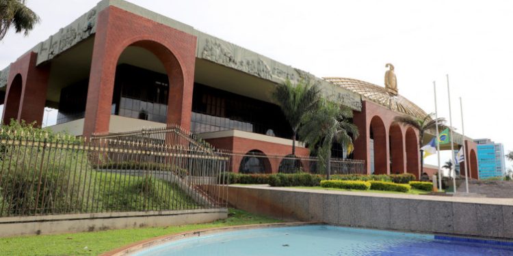 Governo do Tocantins antecipa pagamento dos servidores para esta quarta-feira, 26, e injeta R$ 278 milhões na economia do estado