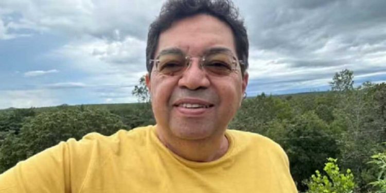 Cunhado do governador é preso após jogar mochila com R$ 22,5 mil pela varanda durante operação da PF