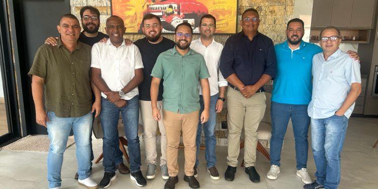 Vereadores de Araguaína anunciam primeira pré-candidatura coletiva para Deputado Federal