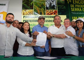 Governador Wanderlei Barbosa participa da assinatura de Ordens de Serviço para construção de pontes na zona rural de Miracema