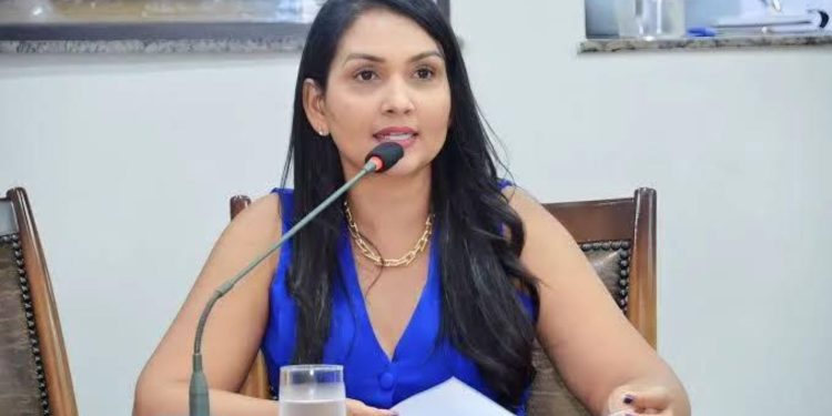 Assembleia aprova Lei de Vanda Monteiro que amplia prazos para que vítimas de violência concluam cursos do ensino médio e superior