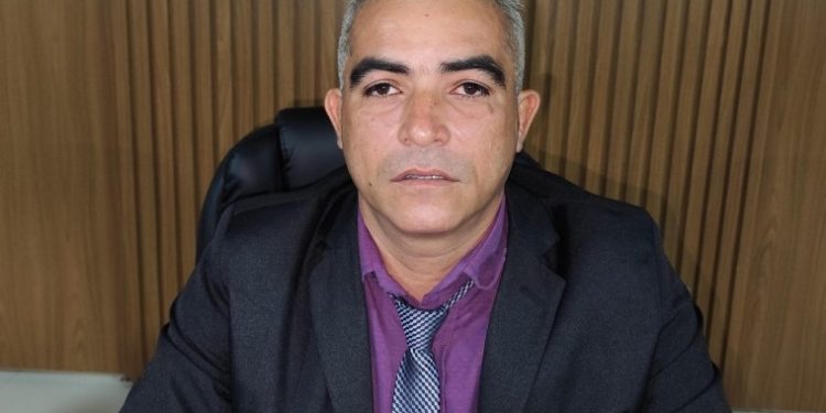 Justiça determina perda de mandato de vereador após condenação por sequestro e cárcere privado