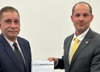 Amastha denuncia ao MPTO supostas fraudes no transporte durante a gestão de Cinthia Ribeiro