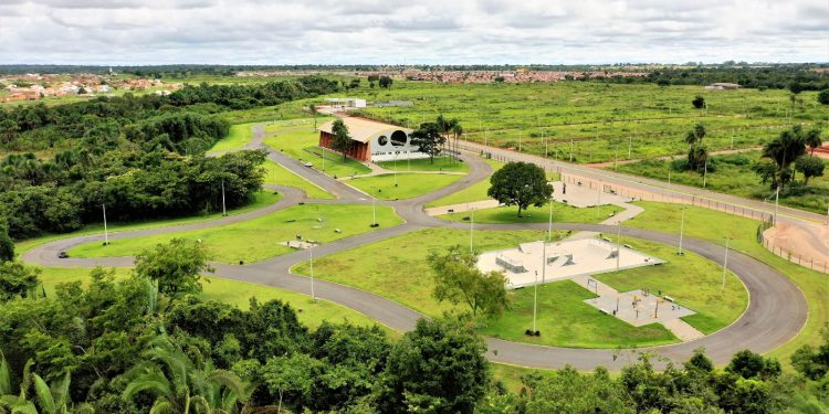 Páscoa Feliz Nossa Araguaína terá distribuição de doces, sorteio de ovos de chocolate e show musical no Ginásio Pedro Quaresma