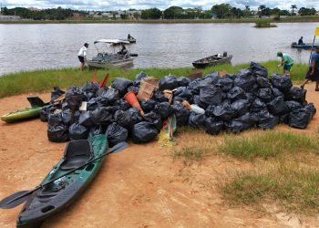 Prefeitura e voluntários promovem a primeira ação de limpeza do Lago Azul em 2025