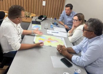 Na Ageto, deputada Claudia Lelis garante recuperação de rodovias e ponte no Sudeste do Tocantins