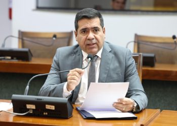 Marcus Marcelo propõe projeto de lei para prevenir golpes eletrônicos contra idosos