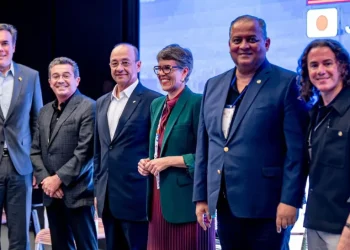 Senador Eduardo Gomes reforça papel do Brasil na transição energética em evento global no Japão