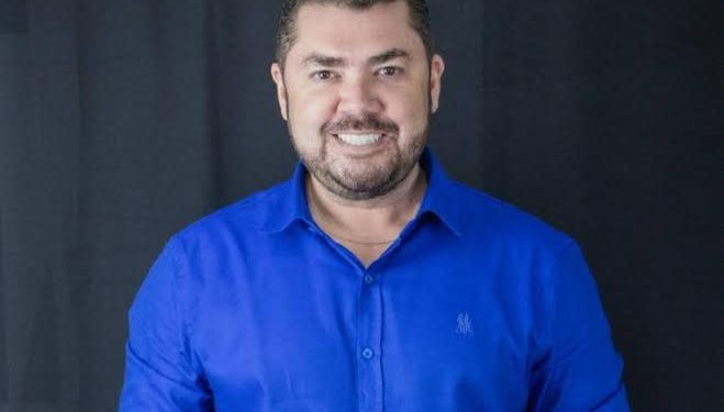 Mateus Coelho se destaca pela postura moderna e próxima da população à frente da Prefeitura de Novo Acordo