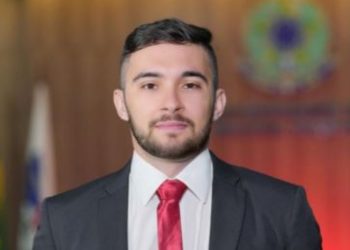 Nos bastidores de 2026, surge uma promessa com nome forte e ideias novas: Raul Cayres pode ser a grande surpresa da próxima eleição estadual