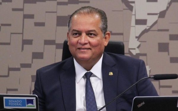 Tá na conta: Eduardo Gomes garante recursos para obras do Mercado Municipal de Araguaína e feira coberta em Wanderlândia