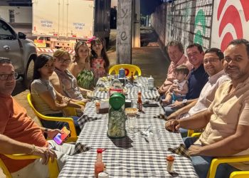 Vice-prefeito Gleidson Bueno e deputado Alexandre Guimarães reforçam parceria por Guaraí