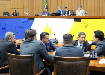 Deputados aprovam inclusão da disciplina de Inteligência Artificial nas escolas do Tocantins