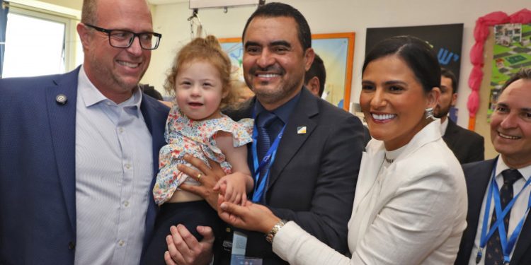 Governador Wanderlei Barbosa conhece modelo de inclusão e cuidado especializado durante missão em Israel