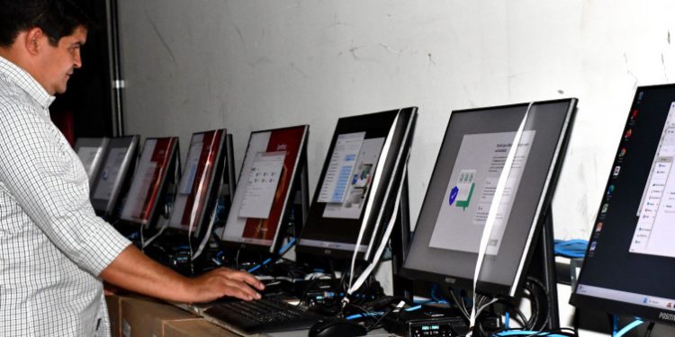 Governo do Tocantins investe R$ 10 milhões em novos computadores para a rede estadual de saúde