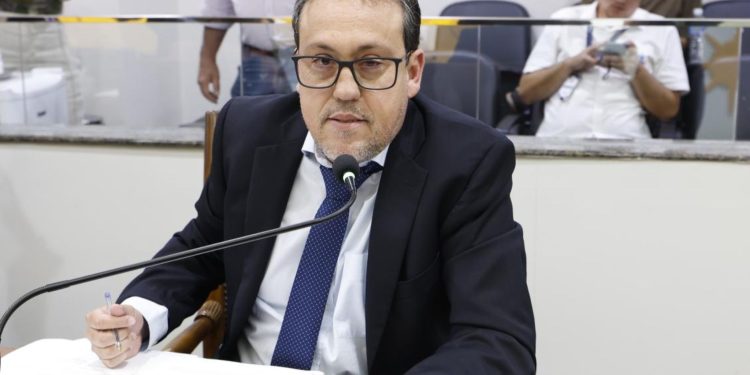Deputado Dr. Danilo Alencar propõe Votos de Aplausos à Segurança Pública do Tocantins
