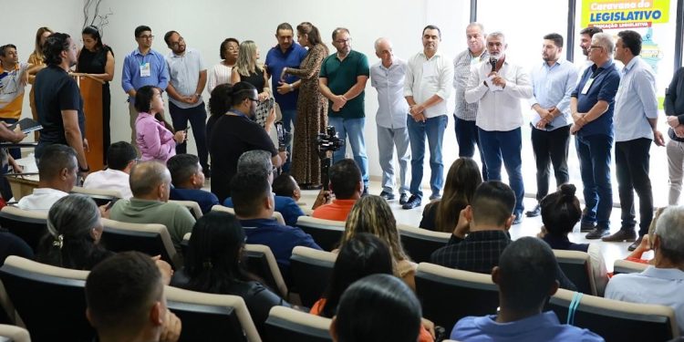 Wanderlei, Gomes e Cayres destacam papel do vereador durante Caravana do Legislativo em Dianópolis