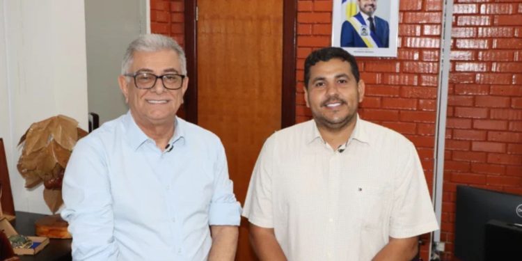 Prefeito Ismael Brito se reúne com secretário estadual do Turismo e prepara temporada de praias histórica em Babaçulândia