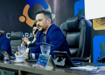 Câmara de Araguaína aprova Projeto de Lei de Max Fleury que garante prioridade a pacientes em quimioterapia, radioterapia, hemodiálise ou que usam bolsa de colostomia