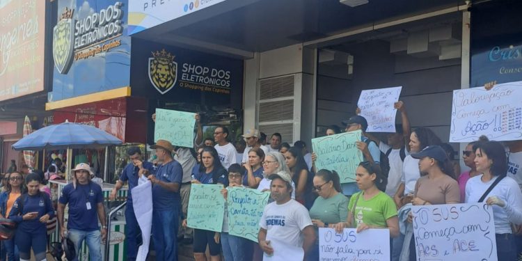 Em Palmas, Agentes de Saúde e Endemias protestam por direitos ignorados pela Prefeitura