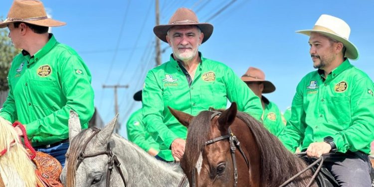 Amélio Cayres participa da 35ª Cavalgada de Araguaína e destaca PL que cria Região Metropolitana
