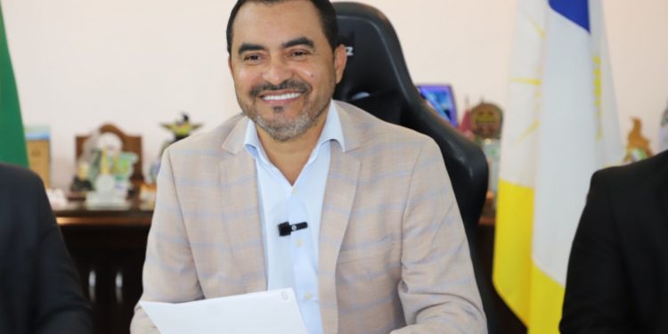 Governador Wanderlei Barbosa assina Ordem de Serviço para recuperação de barragem no Projeto Rio Formoso nesta segunda-feira, 14