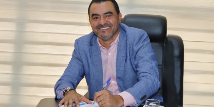 Governo do Tocantins institui Programa CNH Cidadã para beneficiar pessoas de baixa renda