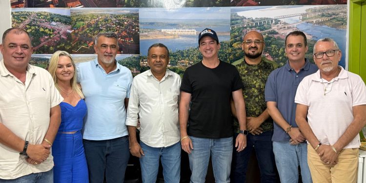 Amélio Cayres fortalece diálogo com prefeitos do Bico em visita à Aguiarnópolis, Nazaré e Tocantinópolis