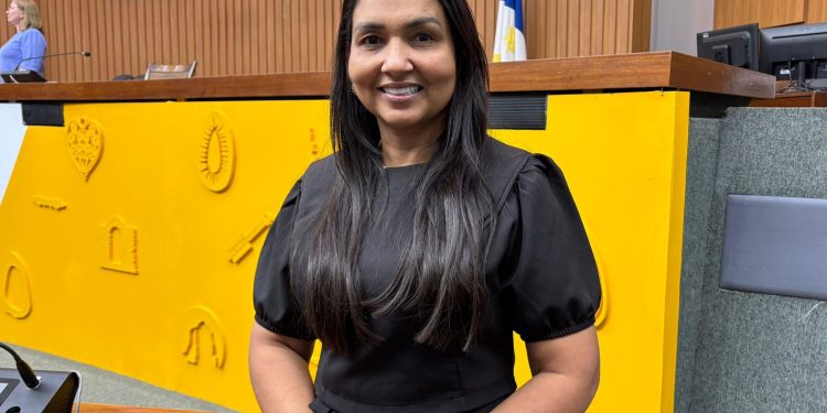 Assembleia encerra semestre legislativo com aprovação de sete Leis de Vanda Monteiro; destaque para isenção da taxa de renovação da CNH para idosos