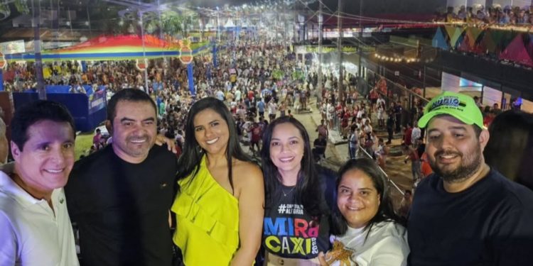 Deputado Nilton Franco reforça apoio à cultura e a economia durante o Miracaxi 2025