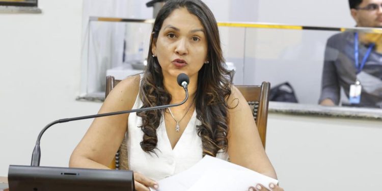 Presidente da Comissão da Mulher, deputada Vanda Monteiro lamenta casos de violência e cobra efetivação do monitoramento eletrônico de agressores
