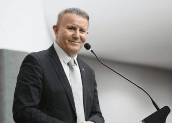 Ministro Zanin concede prisão domiciliar a Eduardo Siqueira Campos