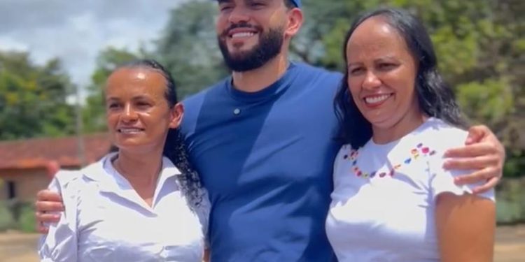 Léo Barbosa garante recurso para revitalização da quadra poliesportiva na comunidade Barra do Aroeira