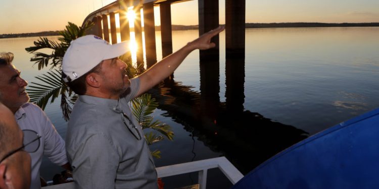 Com investimento de R$ 97 milhões, governador vistoria obras da duplicação da ponte Palmas-Luzimangues
