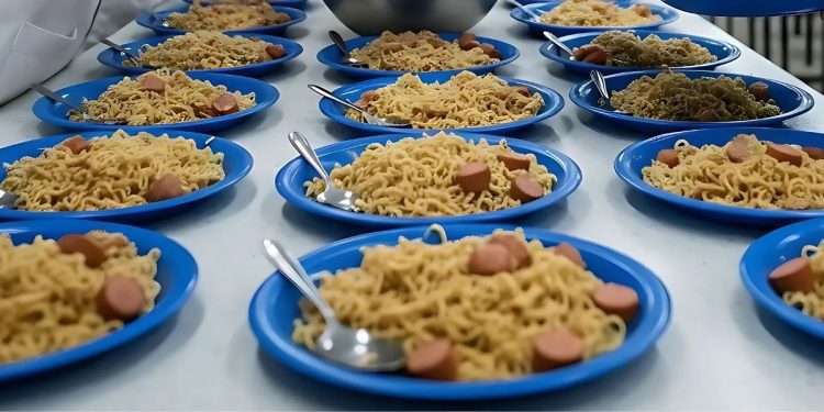 Suspeita de sobrepreço e irregularidades na merenda escolar de Palmas é investigada pelo MPTO