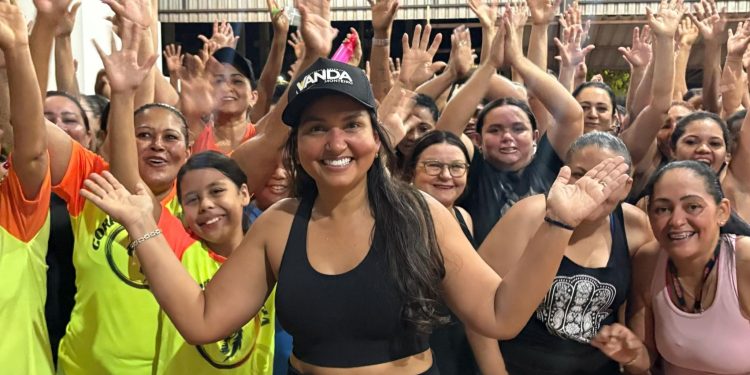 Deputada Vanda Monteiro lota feira do Jardim Taquari durante lançamento do projeto “Palmas para a Zumba”