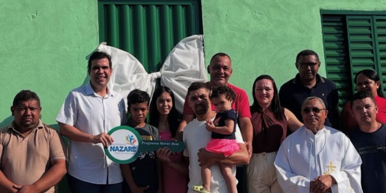 Prefeito Clayton Paulo entrega casas do Programa Morar Bem e transforma a vida de famílias em Nazaré