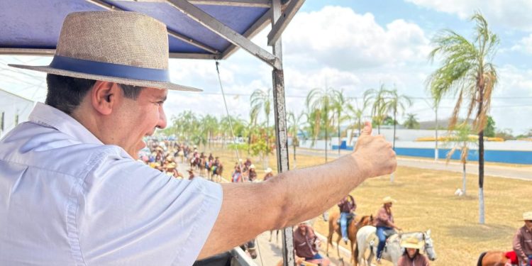 “Já são mais de R$ 1 milhão em emendas para Nova Olinda”, diz Marcus Marcelo durante Cavalgada