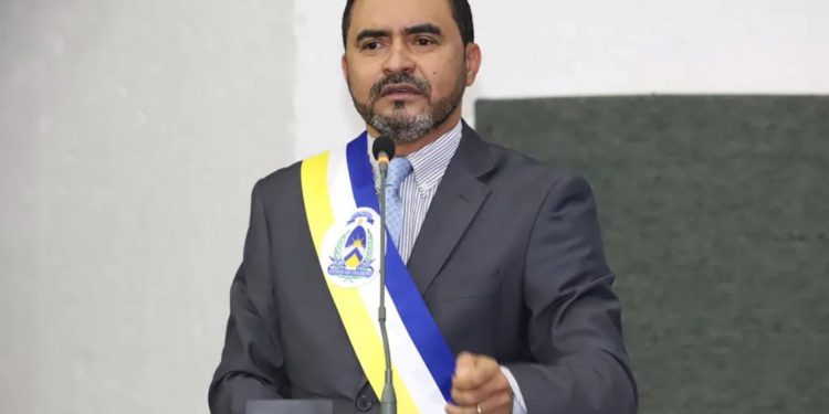 Justiça afasta governador Wanderlei Barbosa do cargo por seis meses em meio a operação da PF sobre desvios na pandemia