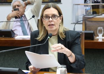 Aleto aprova requerimento de Claudia Lelis para recuperação de nascente em Formoso do Araguaia