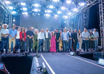 Paraíso do Tocantins: Deputado Dr. Danilo Alencar prestigia a abertura da FENEVA AGRO TECH 2025