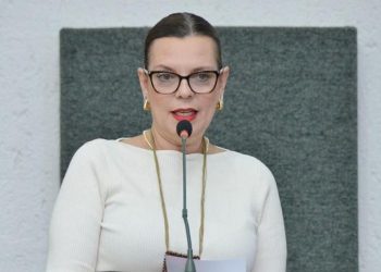 Claudia Lelis pede apoio da bancada federal para implantação da Casa da Mulher Indígena no Tocantins