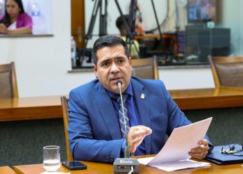 Marcus Marcelo solicita compra de materiais para normalizar cirurgias bariátricas no Tocantins